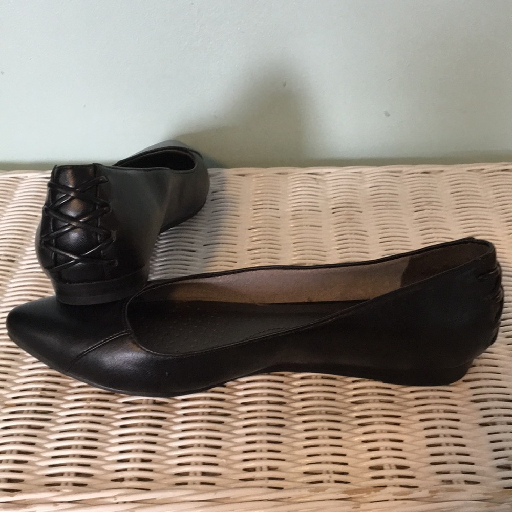 Life Stride Soft System Black Flats
